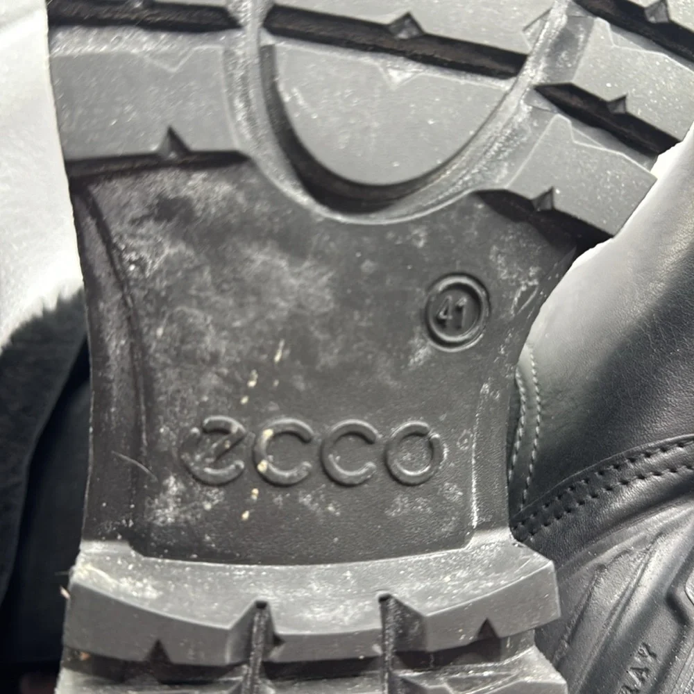ECCO Women's Tredtray Pull on Shearling Boot Fashion Black Size 10-10.5 (41)